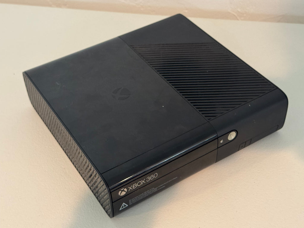 XBOX 360 E 500gb Console Only